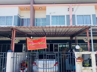 2 Bedroom Townhouse In Si Racha, Chonburi