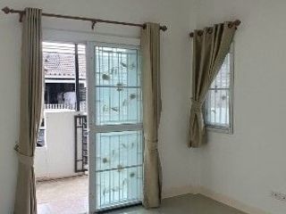For rent 2 bed townhouse in Si Maha Phot, Prachin Buri