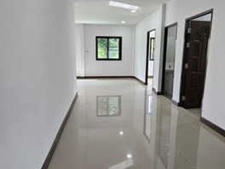 For sale 5 bed house in Mueang Lampang, Lampang