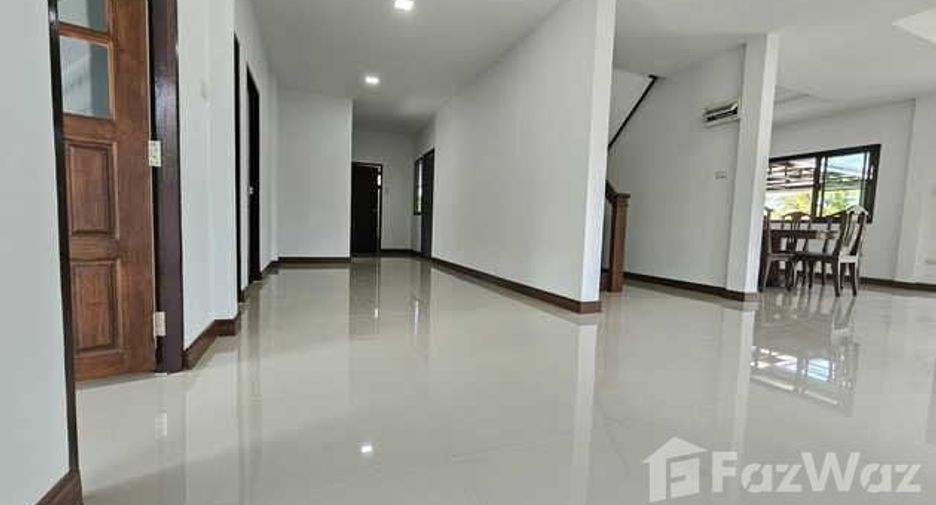 For sale 5 bed house in Mueang Lampang, Lampang Hipflat