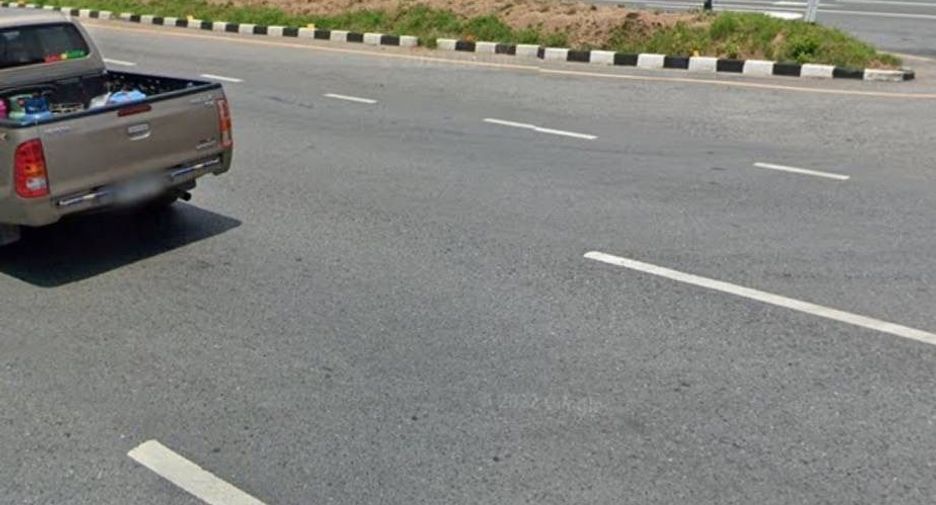 For sale land in In Buri, Sing Buri