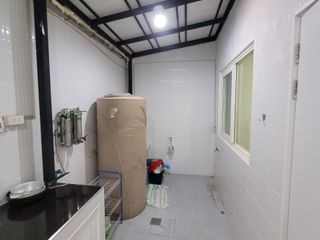 For sale 4 bed townhouse in Mueang Samut Sakhon, Samut Sakhon