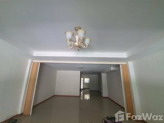 For sale 3 bed townhouse in Mueang Nakhon Sawan, Nakhon Sawan