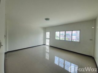 For sale 3 Beds townhouse in Mueang Nakhon Sawan, Nakhon Sawan