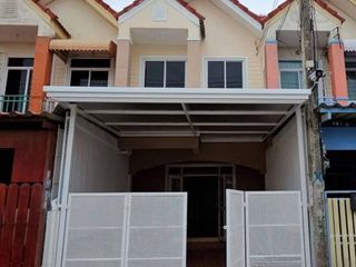 For sale 3 Beds townhouse in Phutthamonthon, Nakhon Pathom