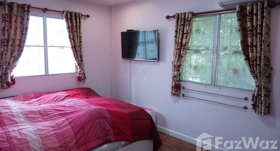 For sale 4 Beds townhouse in Mueang Nonthaburi, Nonthaburi