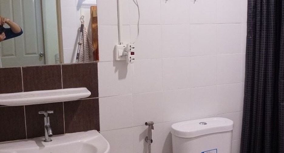 For sale 4 Beds townhouse in Mueang Nonthaburi, Nonthaburi