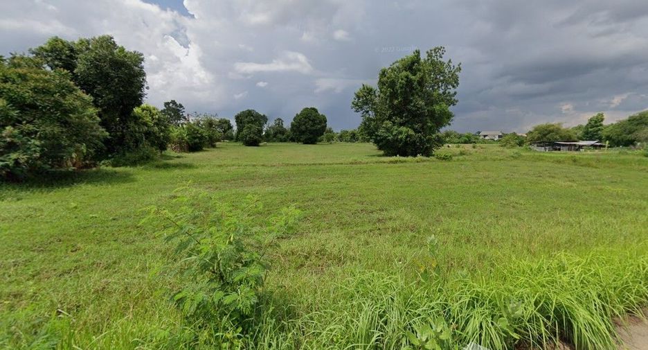 For sale land in Mueang Surin, Surin