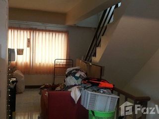 For sale 2 bed townhouse in Mueang Surat Thani, Surat Thani