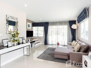 For rent 3 bed townhouse in Kamphaeng Saen, Nakhon Pathom