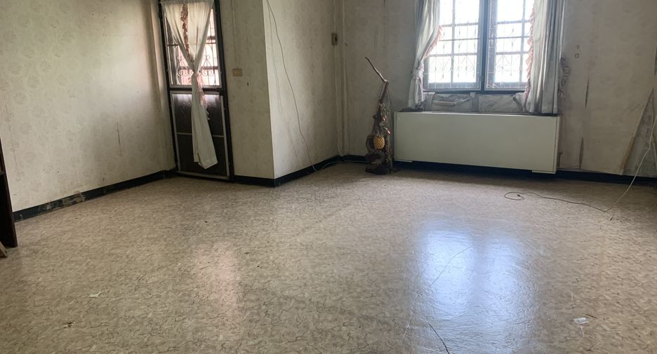 For sale 2 Beds townhouse in Mueang Saraburi, Saraburi