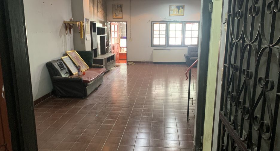For sale 2 Beds townhouse in Mueang Saraburi, Saraburi