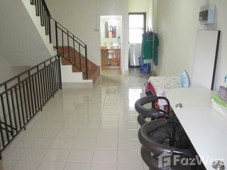 For rent 3 bed townhouse in Mueang Buriram, Buriram