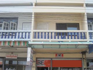 For rent 3 bed townhouse in Mueang Buriram, Buriram