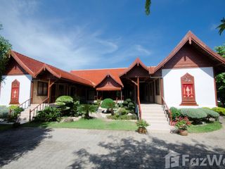 For sale 7 Beds villa in Mueang Chanthaburi, Chanthaburi