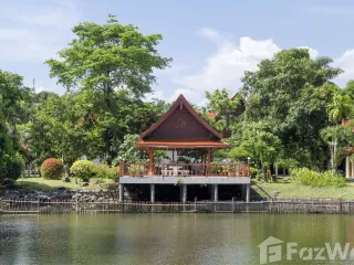 For sale 7 Beds villa in Mueang Chanthaburi, Chanthaburi