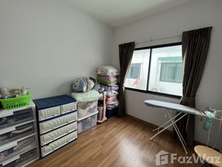 For sale 4 Beds townhouse in Lam Luk Ka, Pathum Thani