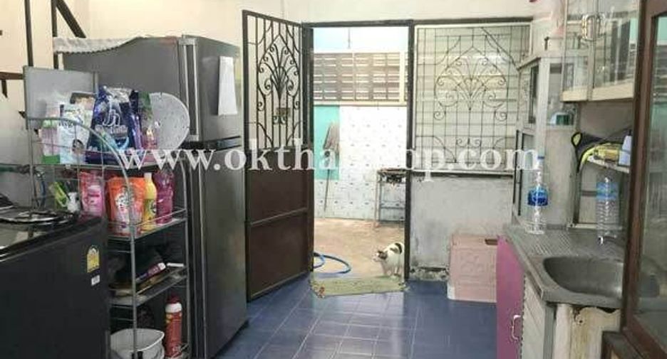 For sale 8 bed townhouse in Bang Bua Thong, Nonthaburi