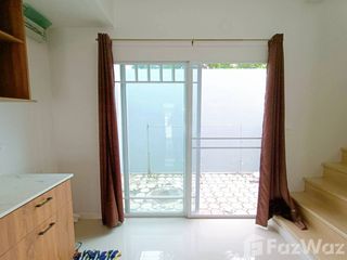 For sale 2 bed townhouse in Lam Luk Ka, Pathum Thani