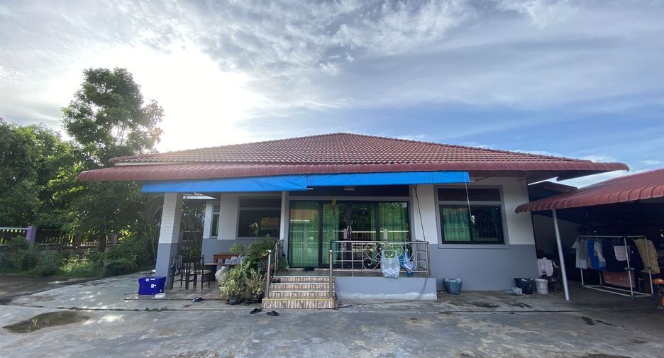 For sale 2 bed house in Mueang Uttaradit, Uttaradit