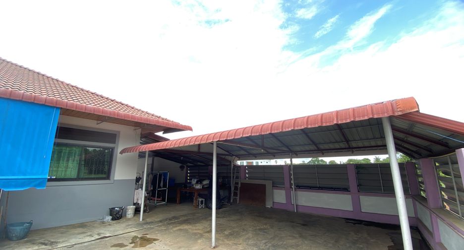 For sale 2 bed house in Mueang Uttaradit, Uttaradit