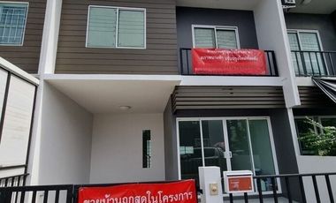 For sale 3 Beds townhouse in Sai Noi, Nonthaburi