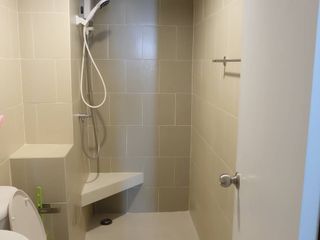 For sale 1 bed condo in Lam Luk Ka, Pathum Thani