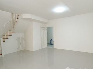 For sale 3 Beds townhouse in Phutthamonthon, Nakhon Pathom