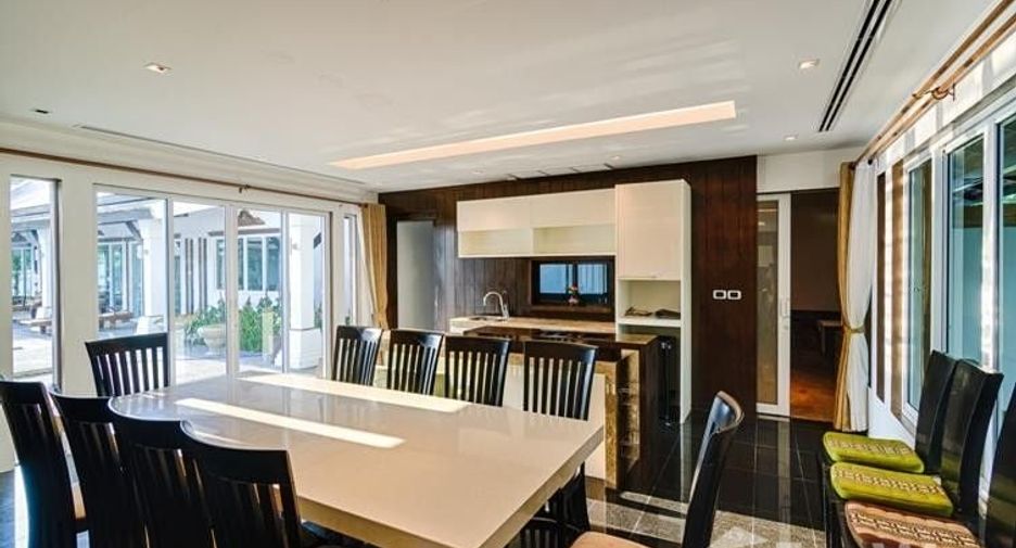 For sale 4 Beds villa in Takua Pa, Phang Nga