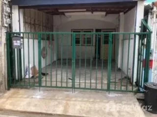 2 Bedroom Townhouse In Sai Mai, Bangkok