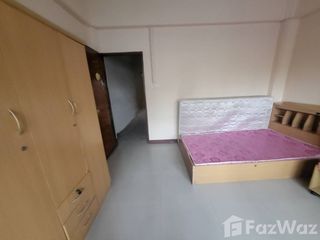 For rent 6 bed townhouse in Mueang Nakhon Sawan, Nakhon Sawan