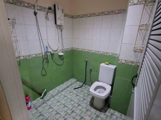 For rent 6 bed townhouse in Mueang Nakhon Sawan, Nakhon Sawan