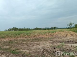 For sale land in Huai Khot, Uthai Thani