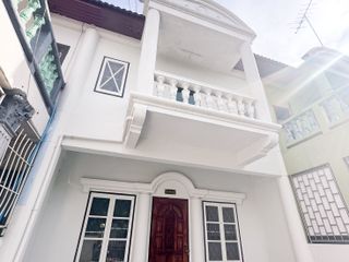 For sale 3 bed townhouse in Mueang Samut Sakhon, Samut Sakhon