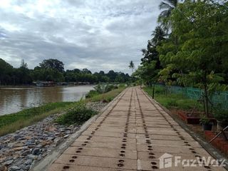 For sale 4 bed house in Mueang Uthai Thani, Uthai Thani