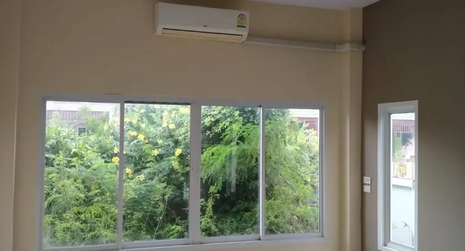 For rent 3 bed house in Mueang Rayong, Rayong