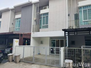 For sale 3 Beds townhouse in Phutthamonthon, Nakhon Pathom