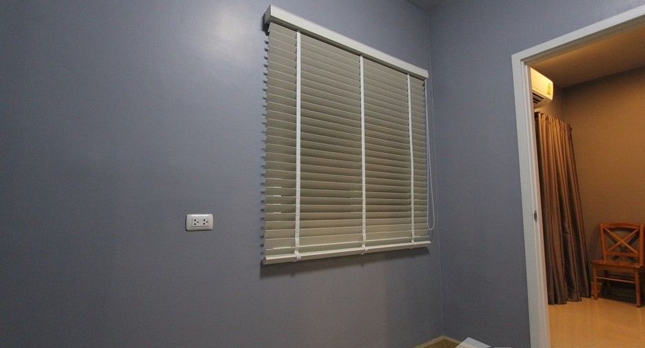 For sale 3 bed townhouse in Mueang Nakhon Pathom, Nakhon Pathom