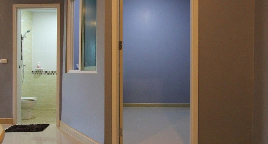 For sale 3 bed townhouse in Mueang Nakhon Pathom, Nakhon Pathom