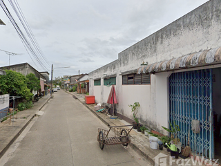 For sale 3 bed townhouse in Ban Na Doem, Surat Thani