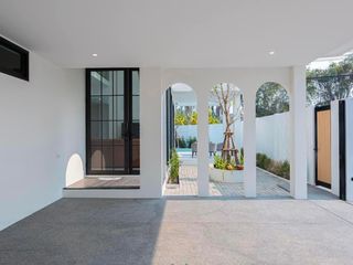 For rent 4 Beds villa in Mueang Chiang Mai, Chiang Mai