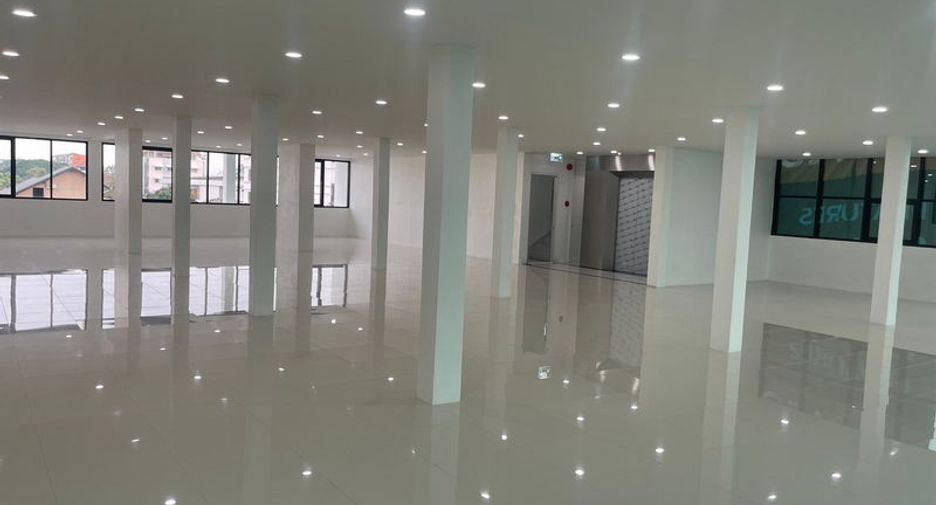 For rent そして for sale 1 Beds office in Lat Phrao, Bangkok