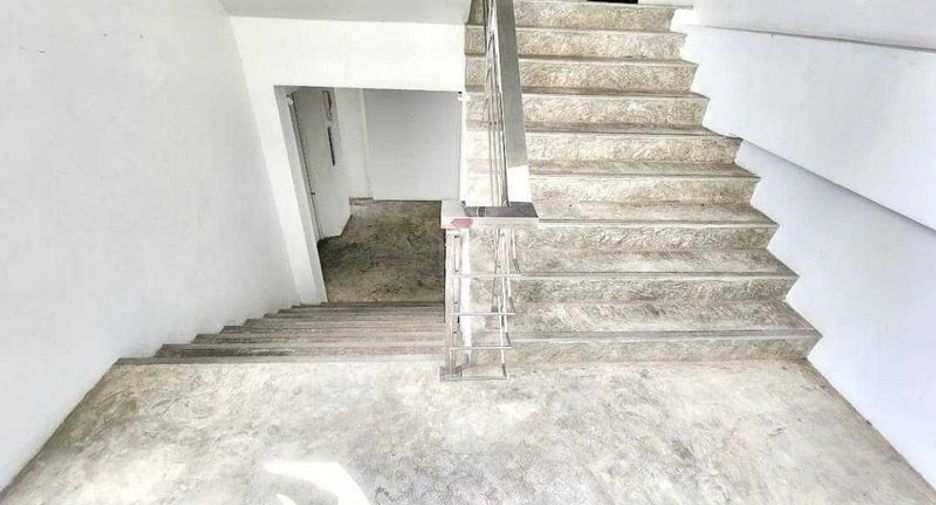 For rent and for sale 1 bed office in Din Daeng, Bangkok