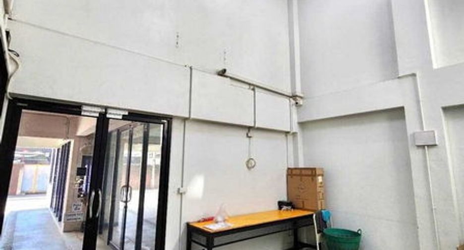For rent and for sale 1 bed office in Din Daeng, Bangkok