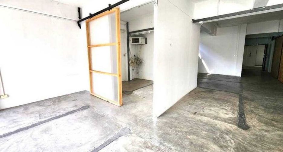 For rent and for sale 1 bed office in Din Daeng, Bangkok