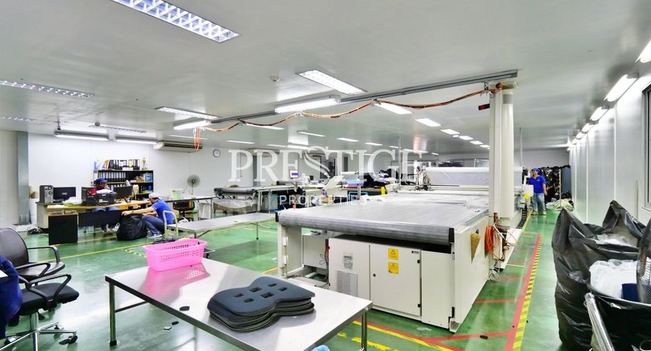 For sale retail Space in Bang Lamung, Chonburi