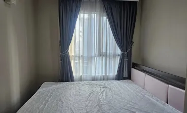 For rent 2 bed condo in Huai Khwang, Bangkok