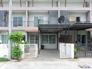 For sale 2 bed townhouse in Hua Hin, Prachuap Khiri Khan