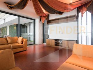 For sale 4 Beds house in Sathon, Bangkok