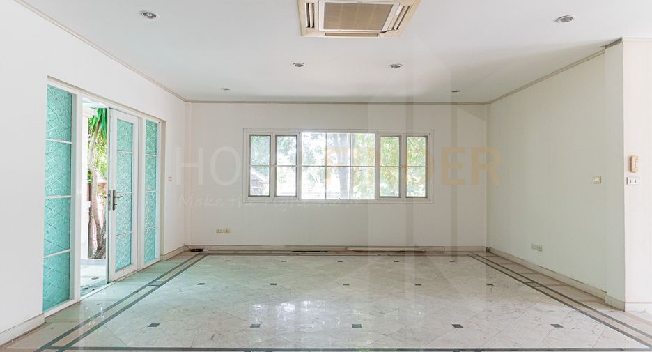 For sale 3 bed house in Pak Kret, Nonthaburi